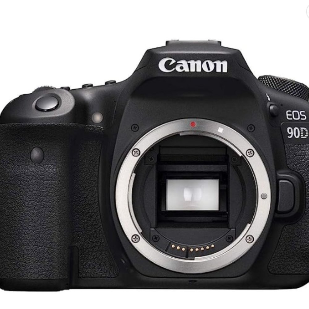 Canon EOS 90D Digital Camera (50mm lens & bag)